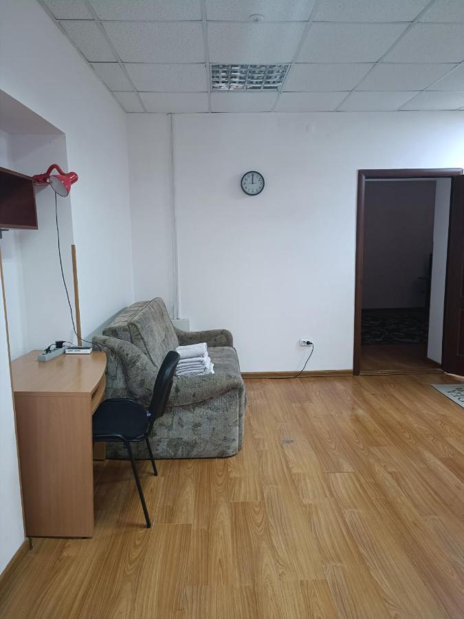 Apartments Domovik On Valenberga 3 موكاشيفه المظهر الخارجي الصورة